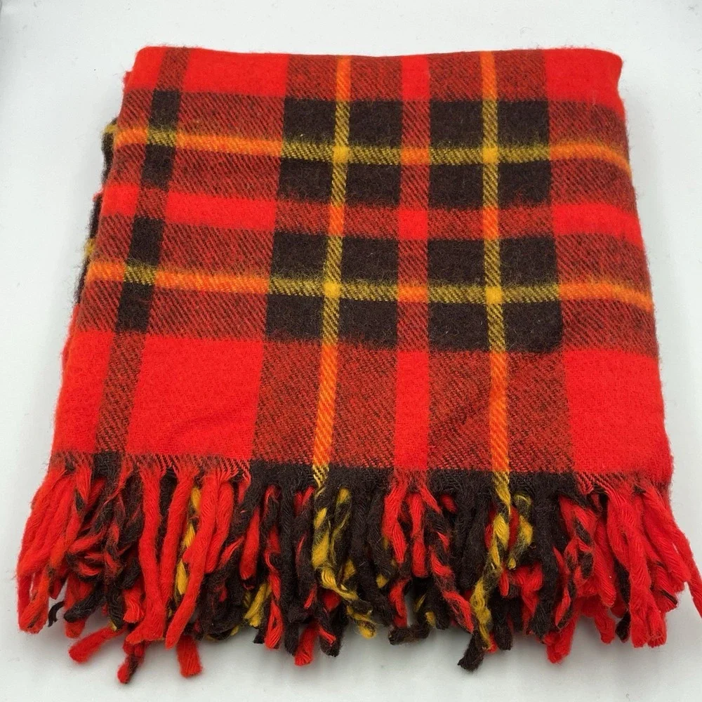 Vintage 1960s-1970s Faribo Glengary Plaid Acrylic Blanket 50x60 USA Fringe